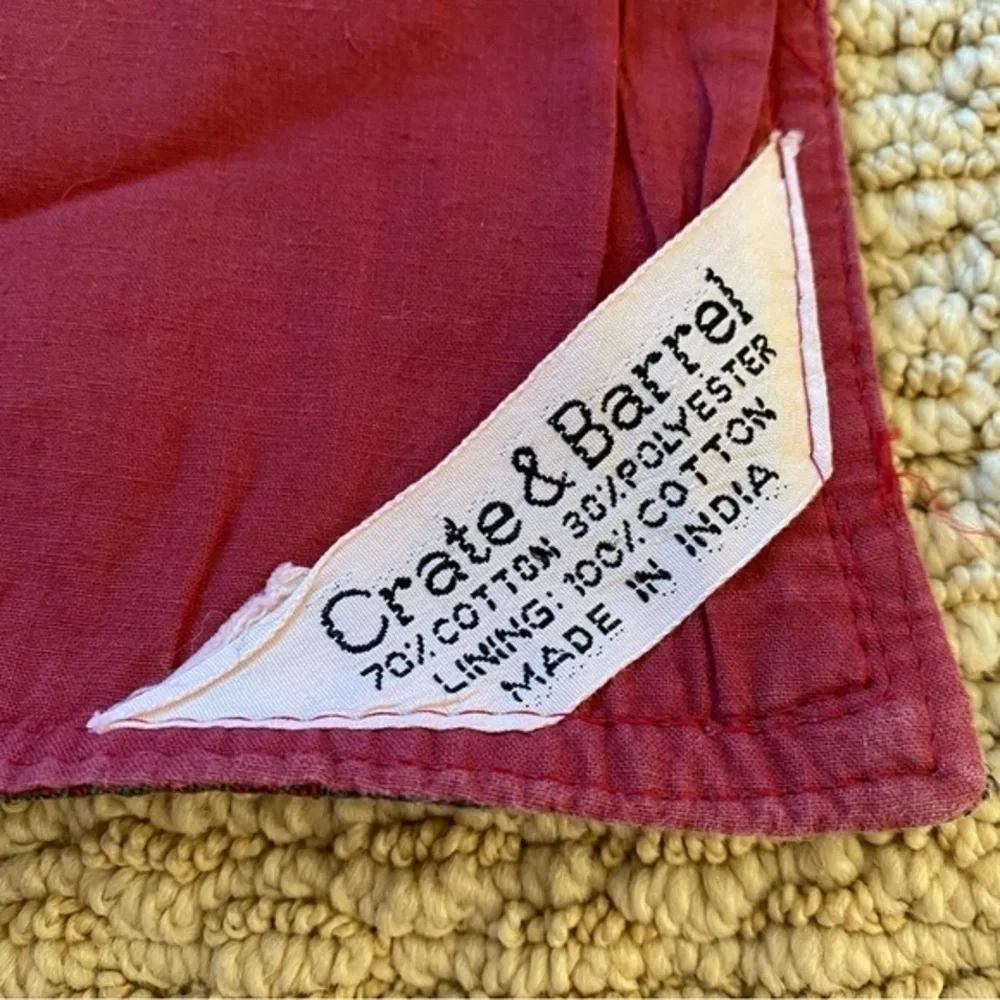 Crate&Barrel red green cotton Christmas Holiday Placemats Set of 6 EUC